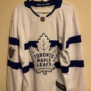 Toronto maple leafs 2018 stadium series nhl jersey